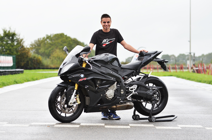 Team Fantastik Racing 38 -  Pour les 24h du Mans en 2014 - BMW S1000RR