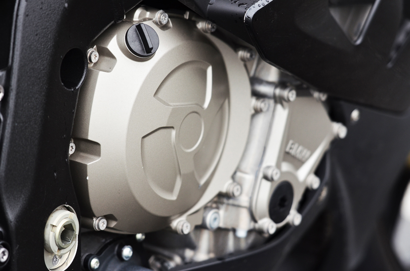 Team Fantastik Racing 38 -  Pour les 24h du Mans en 2014 - BMW S1000RR